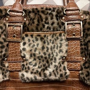 Kathy Von Zeeland large faux fur purse clean inside all key chains still on